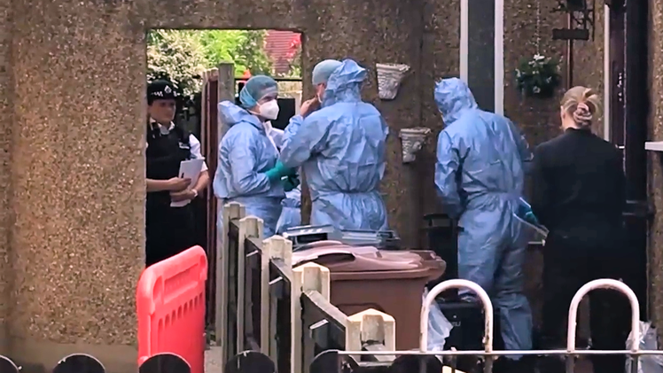 Bốn người chết trong nhà ở Anh, cảnh sát đang điều tra