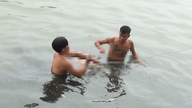 Phát hiện thi thể người phụ nữ dưới Giếng nước lớn ở Tiền Giang