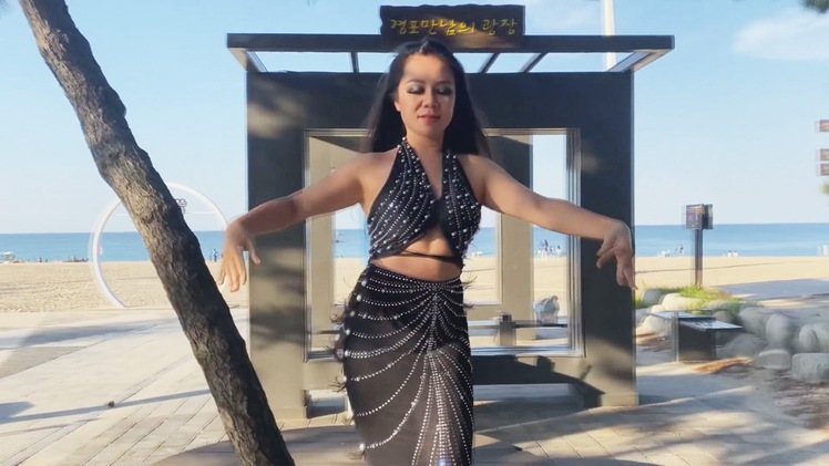 Góc nhìn trưa nay | Gặp gỡ 'cô gái vàng' đưa belly dance Việt Nam ra thế giới