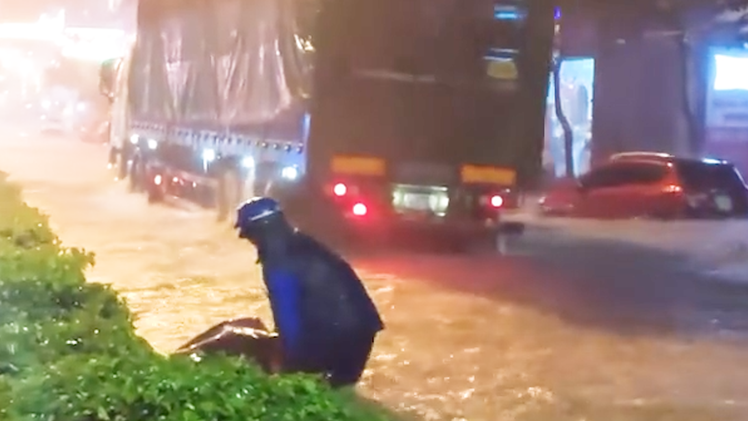 Thành phố Điện Biên Phủ và thị xã Sa Pa ngập lụt sau mưa