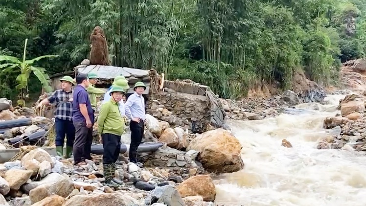 Hiện trường lũ quét làm 7 người chết và mất tích ở Sa Pa