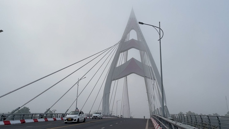 Sương mù bao phủ 'thủ phủ gió Lào' Quảng Trị