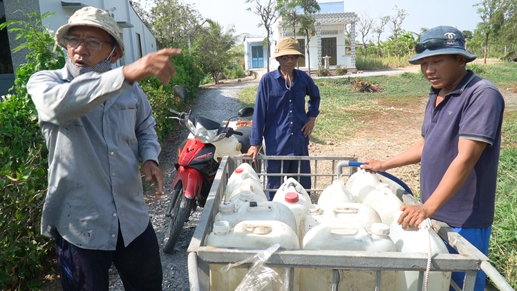 Mặn bủa vây, thiếu nước, Tiền Giang công bố tình huống khẩn cấp về thiên tai