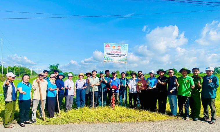 Ra quân triển khai phong trào thi đua “Toàn dân chung tay bảo vệ môi trường, vì một Việt nam xanh-sạch-đẹp”